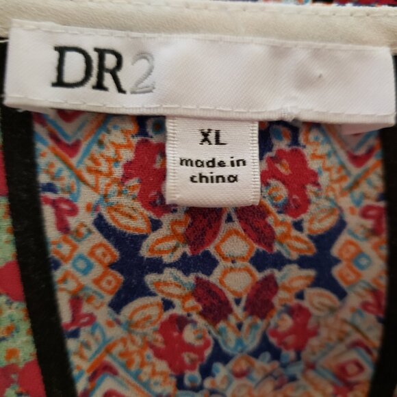 DR2 Top Blouse XL White Mosaic Medallion Cold Shoulder Flutter Sleeve Paisley - Picture 6 of 7